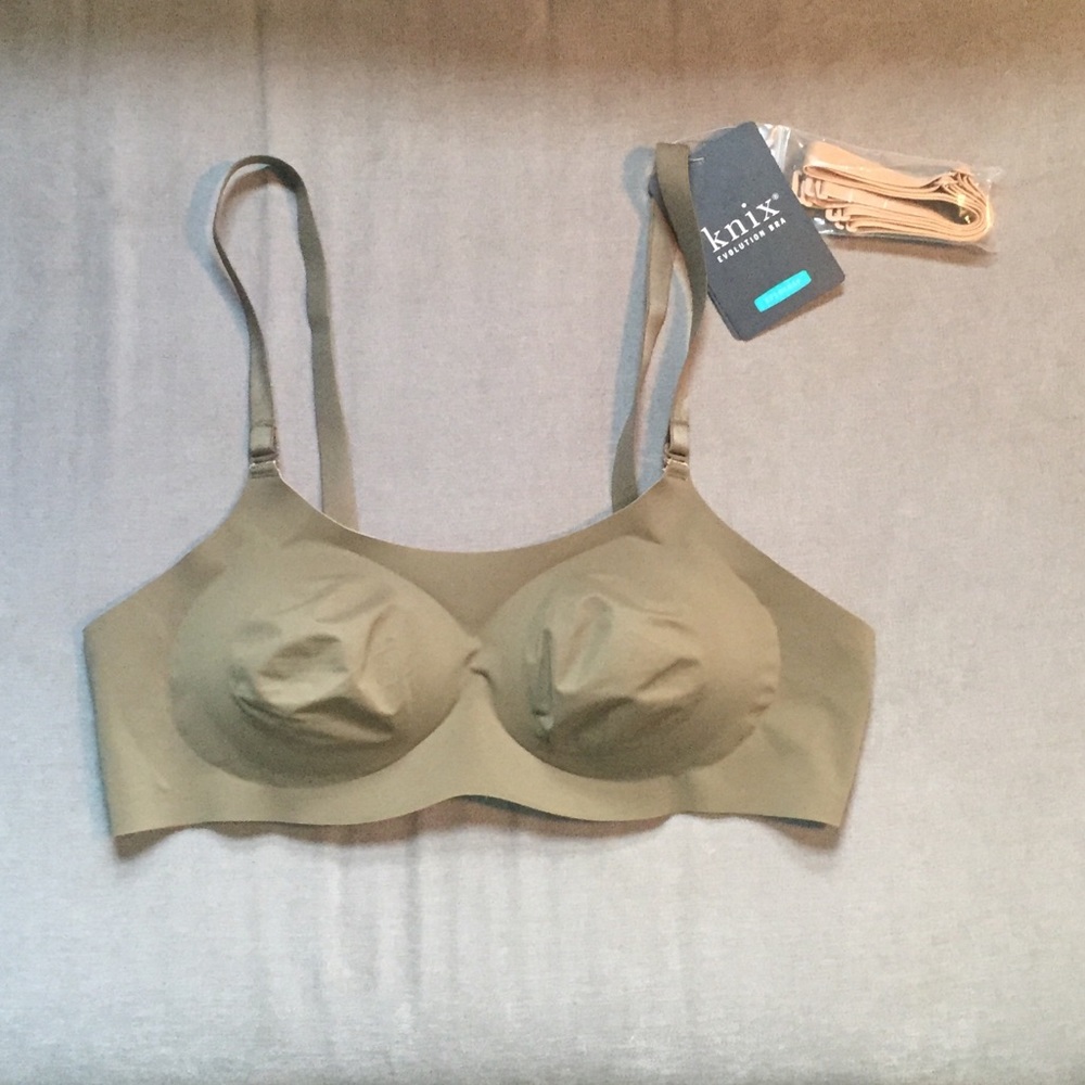 Knix Evolution Bra Size 2, NWT